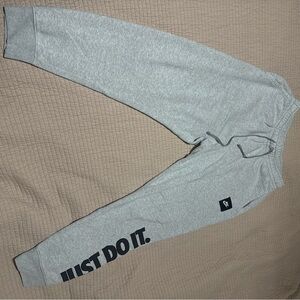 Mens Nike Light Gray 'Just Do It.' Jogger Sweatpants